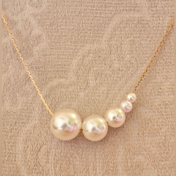 🐿 5/$25 NEW Elegant Gold Graduating Asymetrical Pearl Necklace N1P17 - Picture 1 of 3